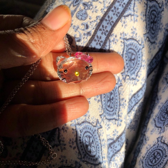 - 925 stamped hello kitty pendant Swarovski crystal necklace - not swan … - Picture 13 of 13